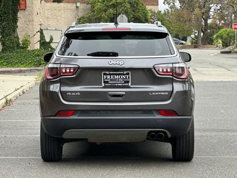 Used 2021 Jeep Compass Limited AWD/4WD image 4