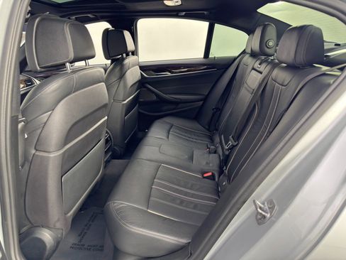 Used 2017 BMW 540i xDrive image 42