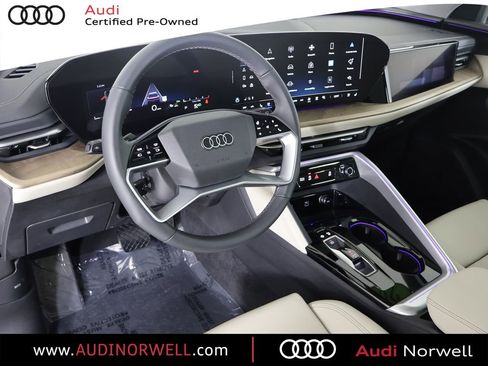 Used 2025 Audi Q5 Prestige image 2