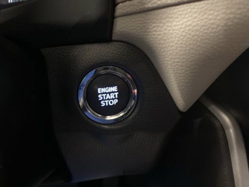 Used 2023 Toyota RAV4 Limited image 18