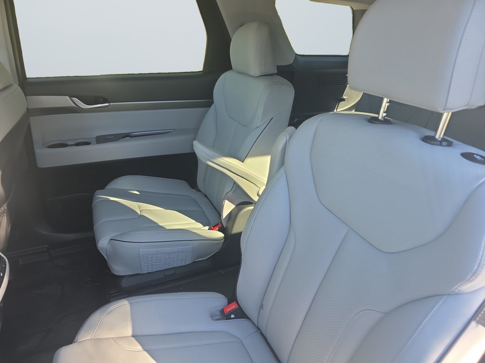 Used 2024 Hyundai Palisade SEL AWD/4WD image 15