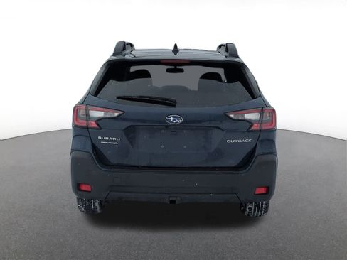 Used 2023 Subaru Outback Premium image 5