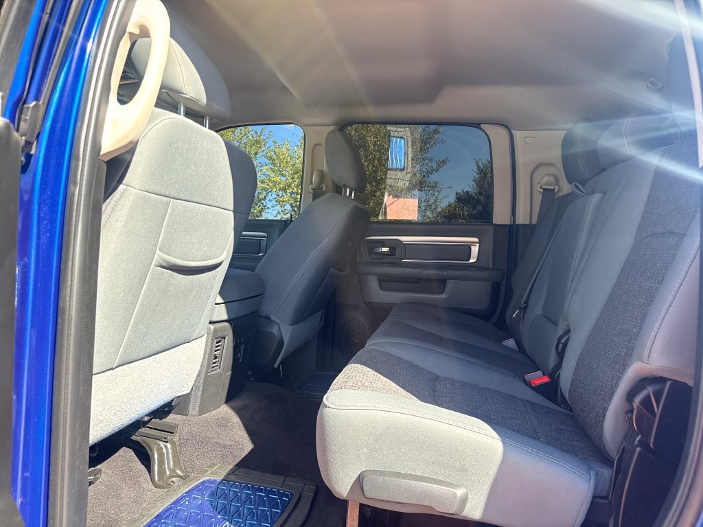 Used 2018 RAM 2500 Big Horn AWD/4WD image 19