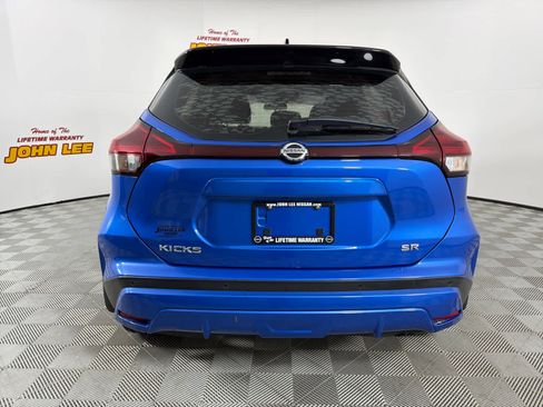 Used 2021 Nissan Kicks SR image 4