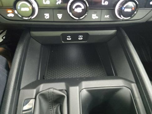 Used 2023 Honda Accord EX image 22