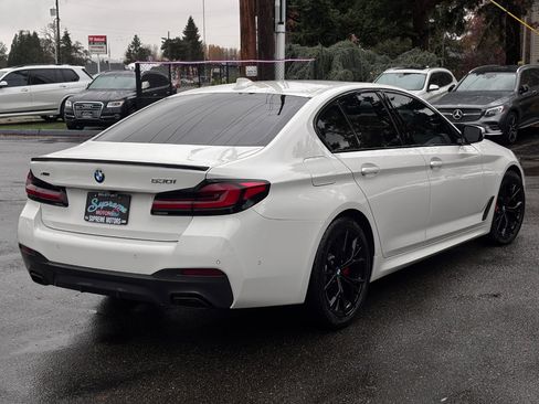 Used 2022 BMW 530i xDrive w/ M Sport Package image 15