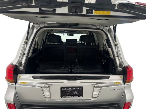 Used 2011 Lexus LX 570 4WD image 14