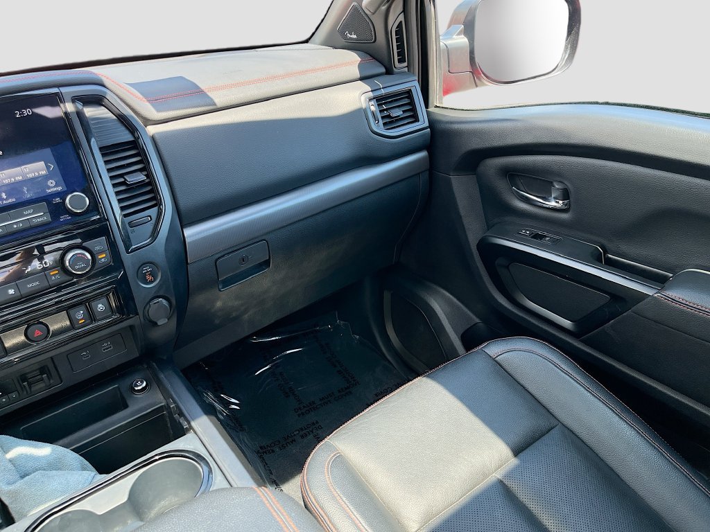 Used 2024 Nissan Titan PRO-4X w/ Pro-4x Convenience Package AWD/4WD image 23