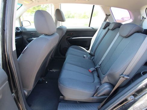 Used 2009 Kia Rondo LX FWD image 7