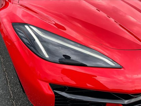 Used 2024 Chevrolet Corvette Z06 image 31