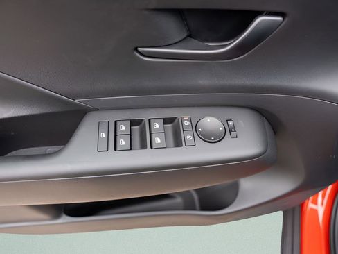 New 2026 Hyundai Kona SE AWD/4WD image 17