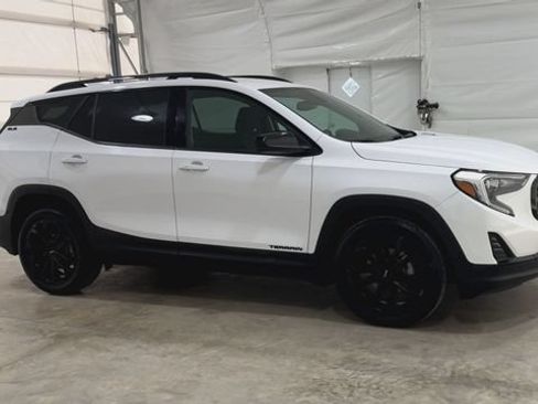 Used 2021 GMC Terrain SLE w/ Elevation Edition FWD image 6