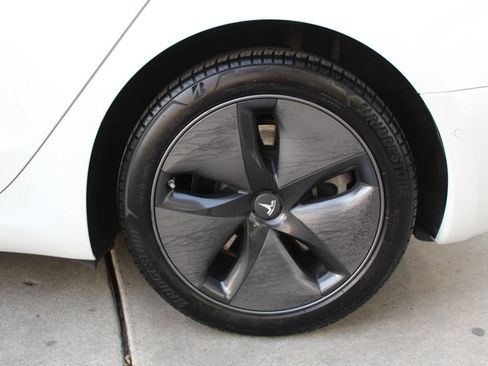 Used 2019 Tesla Model 3 Long Range AWD/4WD image 27