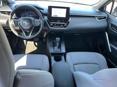 Certified 2026 Toyota Corolla Cross AWD Hybrid w/ Moonroof Package image 19