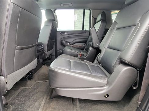 Used 2016 Chevrolet Suburban LT w/ Luxury Package image 50