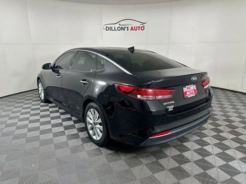 Used 2018 Kia Optima S w/ Panoramic Sunroof Package image 4