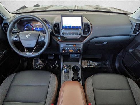 Used 2022 Ford Bronco Sport Outer Banks w/ Tech Package AWD/4WD image 17