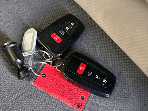 Used 2023 Toyota RAV4 XLE w/ Convenience Package AWD/4WD image 29
