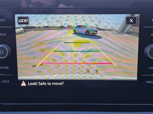 New 2026 Volkswagen Taos SEL image 15