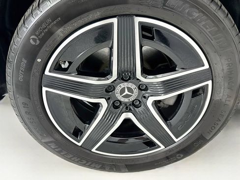 Certified 2026 Mercedes-Benz GLC 300 image 32