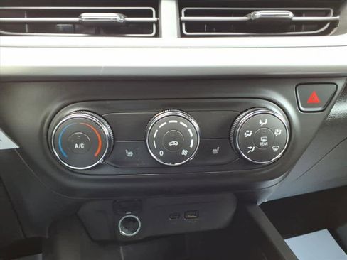 Used 2024 Chevrolet Trax RS w/ Driver Confidence Package image 20