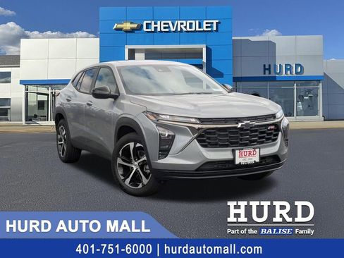 New 2026 Chevrolet Trax RS w/ Driver Confidence Package image 1