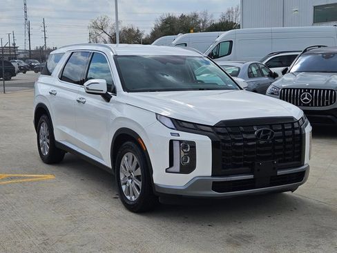 Used 2025 Hyundai Palisade SEL image 3