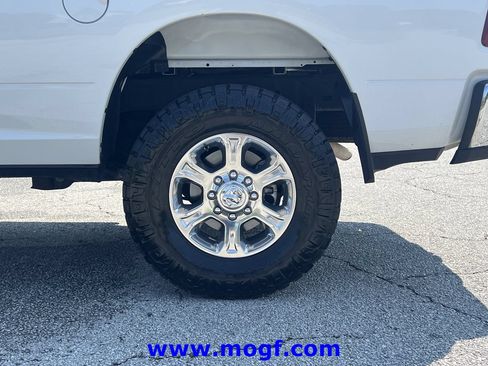 Used 2024 RAM 2500 Big Horn AWD/4WD image 31