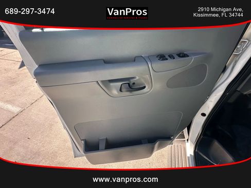Used 2007 Ford E-350 and Econoline 350 XL image 8