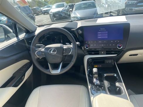 Used 2025 Lexus NX 350h AWD w/ Accessory Package (2T) image 8