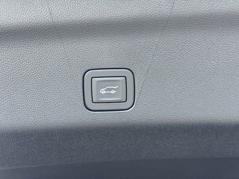 New 2025 Chevrolet Tahoe High Country image 43