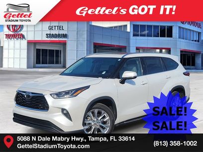 Used 2023 Toyota Highlander Limited