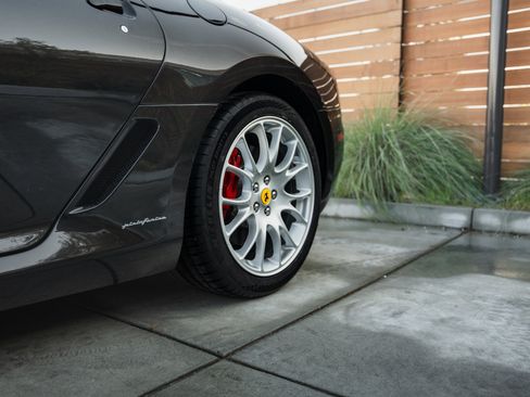 Used 2007 Ferrari 599 GTB Fiorano Coupe image 10