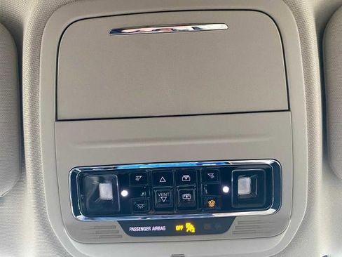 New 2025 Lincoln Corsair Reserve FWD image 39