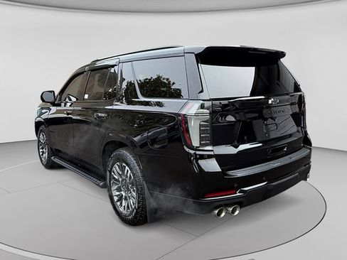 Used 2025 Chevrolet Tahoe Z71 w/ Z71 Off-Road Package AWD/4WD image 3