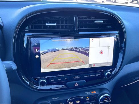 Used 2025 Kia Soul GT-Line image 25