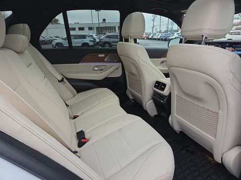 Used 2025 Mercedes-Benz GLE 450 4MATIC image 27
