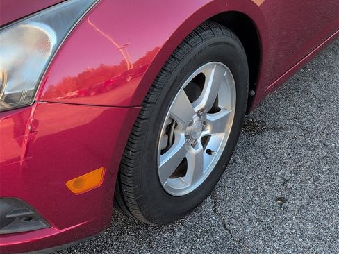 Used 2012 Chevrolet Cruze LT image 29