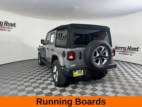Used 2021 Jeep Wrangler Unlimited Sahara AWD/4WD image 9