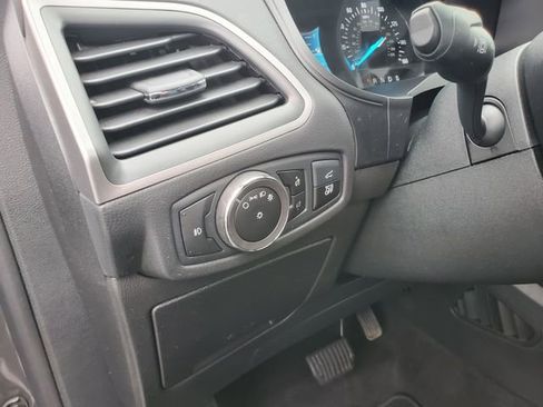 Used 2023 Ford Edge SEL w/ Convenience Package image 12