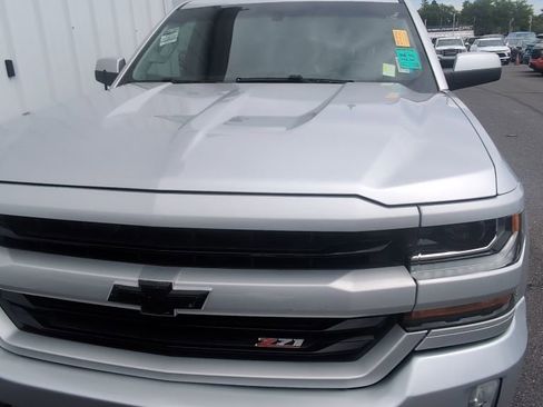 Used 2018 Chevrolet Silverado 1500 LT w/ All Star Edition image 2
