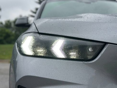 Used 2025 BMW X5 xDrive40i w/ M Sport Package AWD/4WD image 9