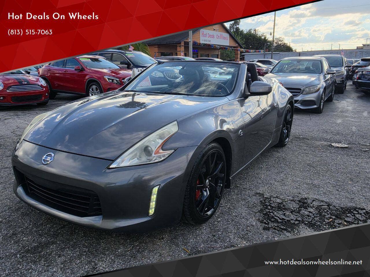 Used 2014 Nissan 370Z Touring w/ Sport Package RWD image 1