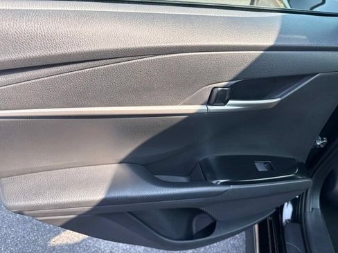 Used 2026 Toyota Camry SE FWD image 22