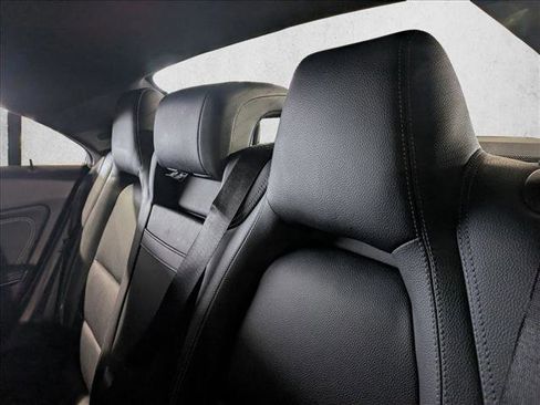 Used 2018 Mercedes-Benz CLA 250 image 15