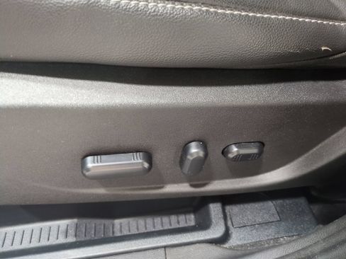 Used 2015 Ford Escape SE w/ Equipment Group 201A FWD image 20