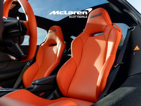 Used 2023 McLaren GT image 23