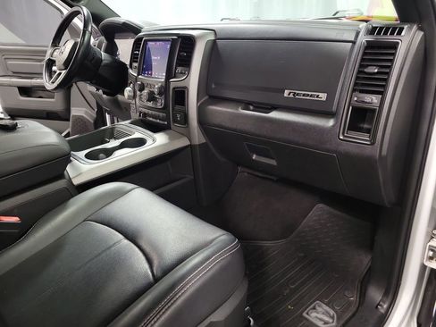 Used 2018 RAM 1500 Rebel w/ Luxury Group AWD/4WD image 23