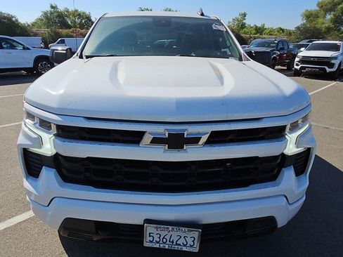 Used 2023 Chevrolet Silverado 1500 RST AWD/4WD image 2