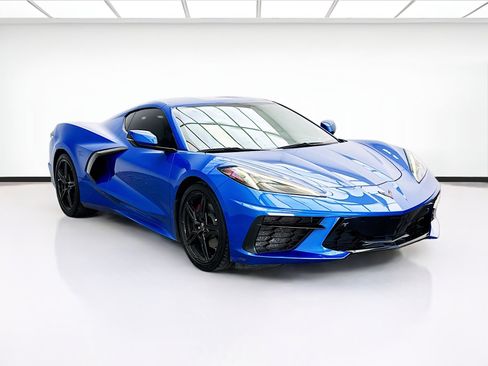 Used 2022 Chevrolet Corvette Stingray Preferred Cpe w/ Battery Protection Package RWD image 3